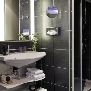 Adagio Centre 4*