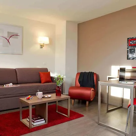 Adagio Centre 4* Кан