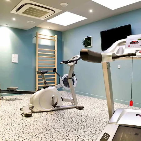 Adagio Centre 4* Кан