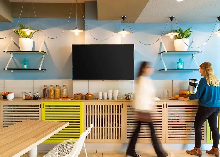 Adagio Centre 4* Кан