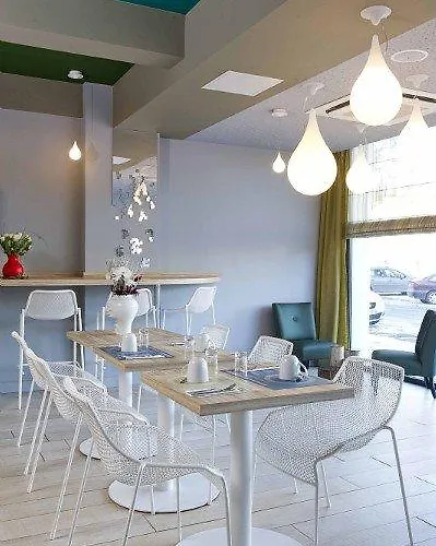 Adagio Centre Апарт-отель Кан