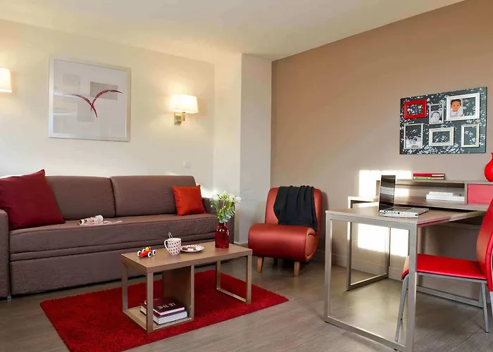 Adagio Centre 4* Кан