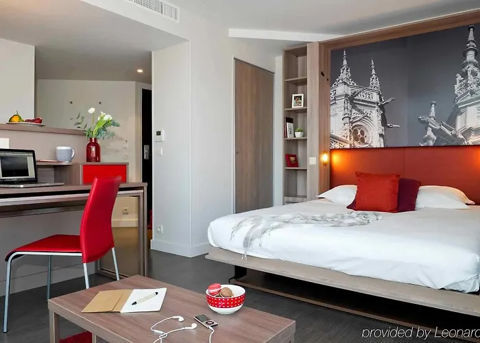 Adagio Centre Апарт-отель 4*