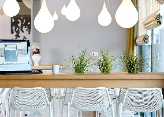 Апарт-отель Adagio Centre 4*