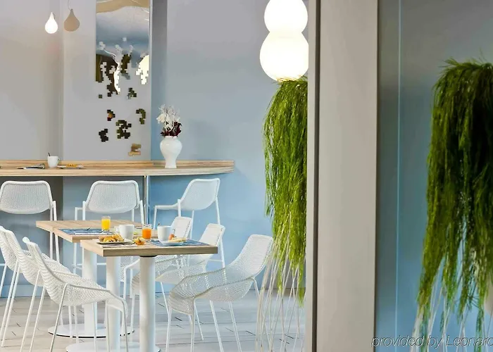 Adagio Centre Кан